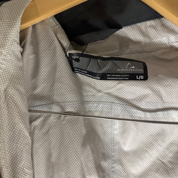 Paradox Waterproof Windbreaker - Picture 5 of 8